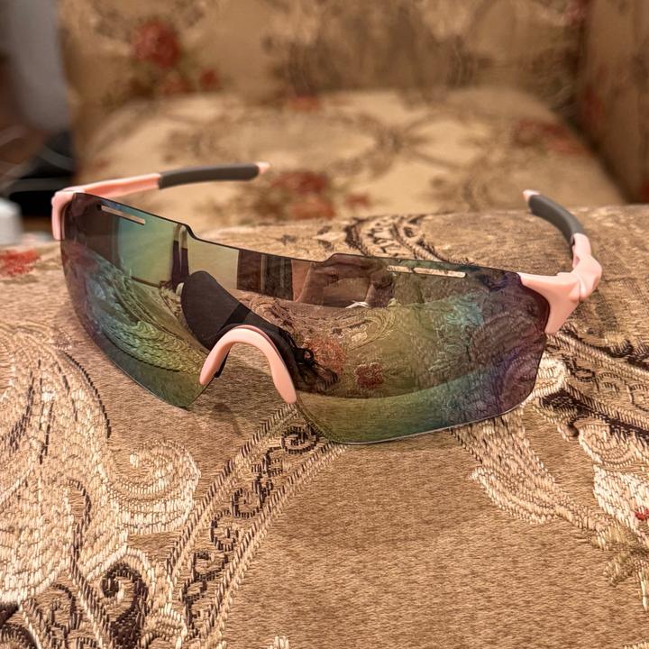 Спортивные очки