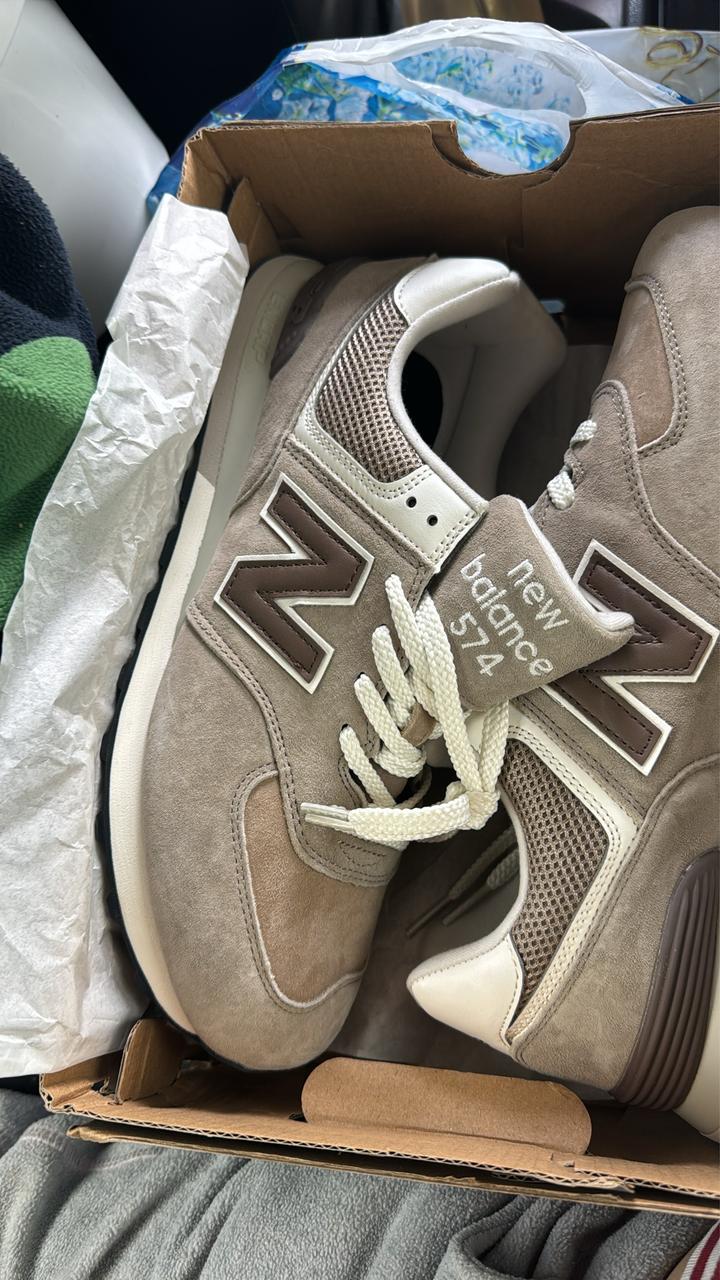 Продам кроссовки New balance 574
