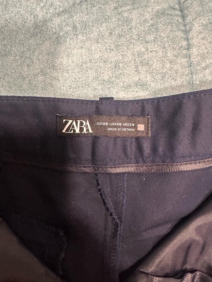 Шорты Zara