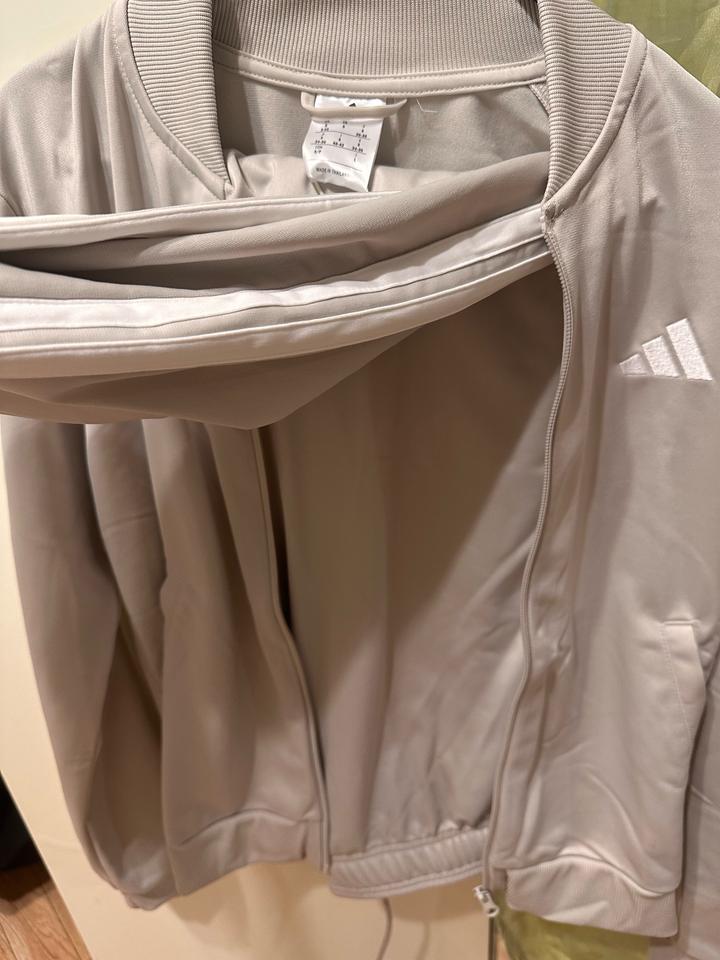 Adidas двойка