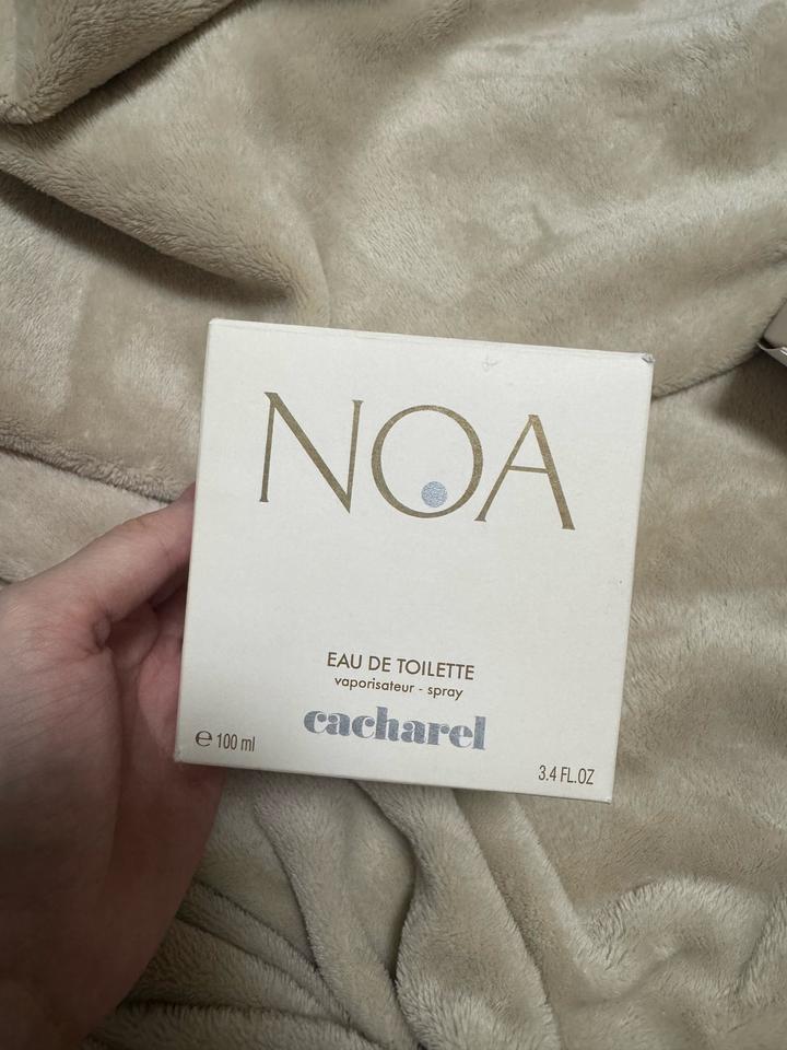 Парфюм Cacharel Noa