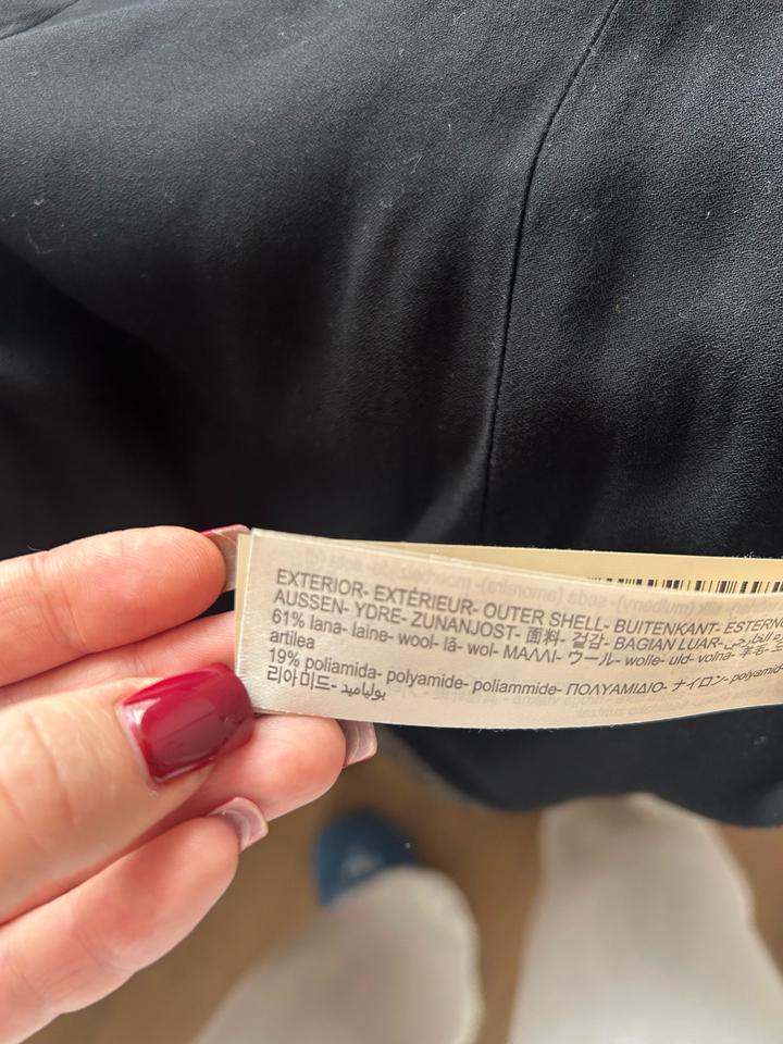 Продам костюм Massimo dutti