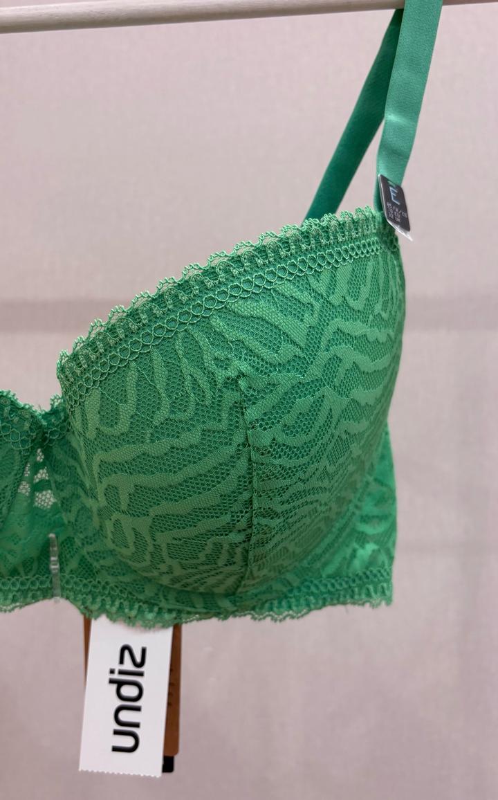 Бюстгальтер, Undiz