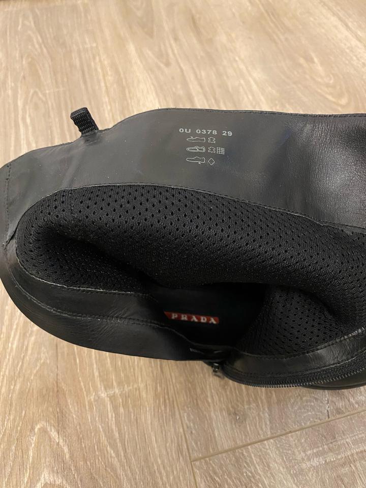 Детские сапоги Прада