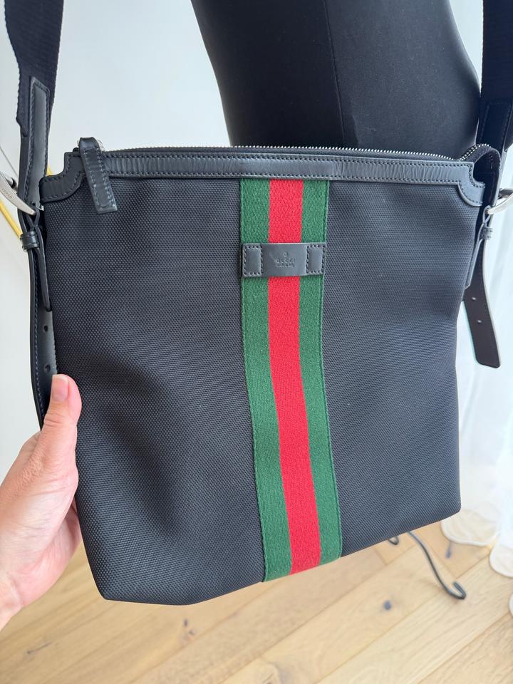 Сумка муж.Gucci, состояние новой, оригинал