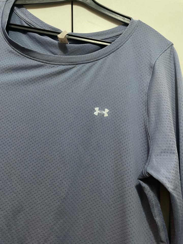 Лонгслив Under Armour