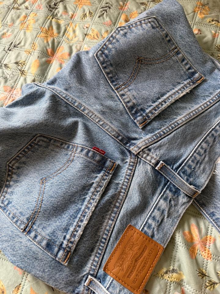 Levi’s