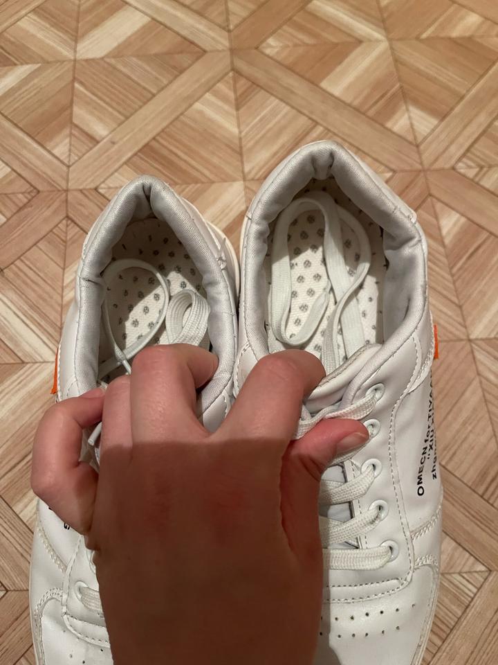 Мужские кроссовки