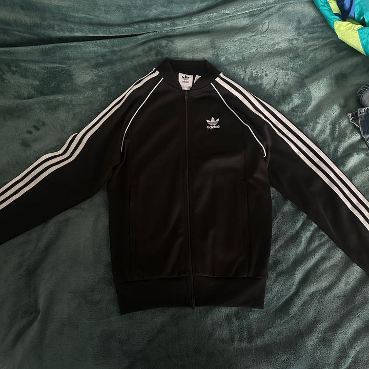 Черная классическая олимпийка adidas