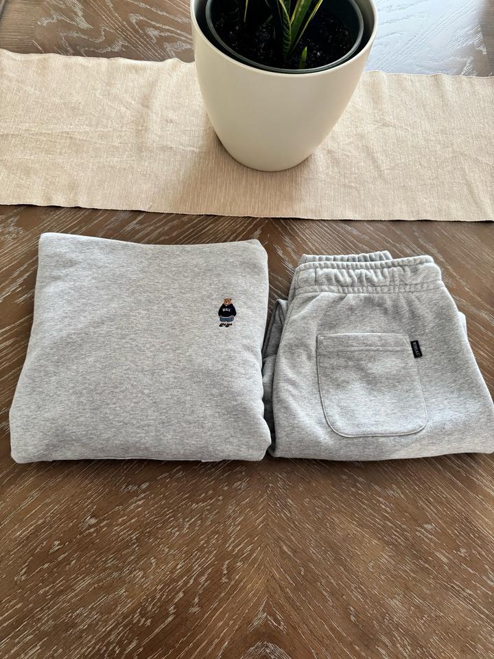 Костюм who.a.u