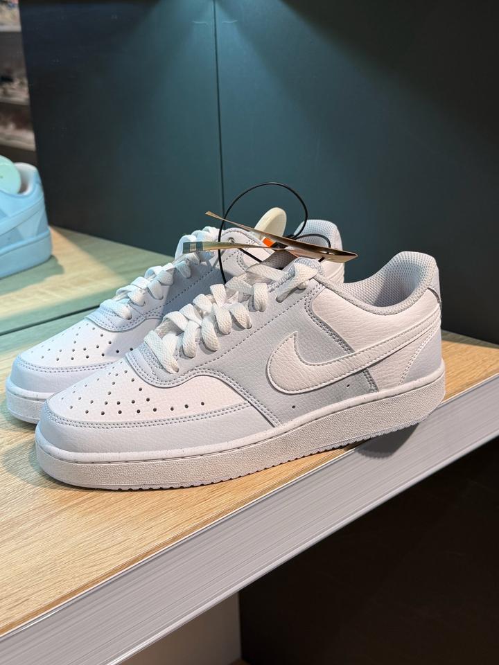 Nike кроссовки