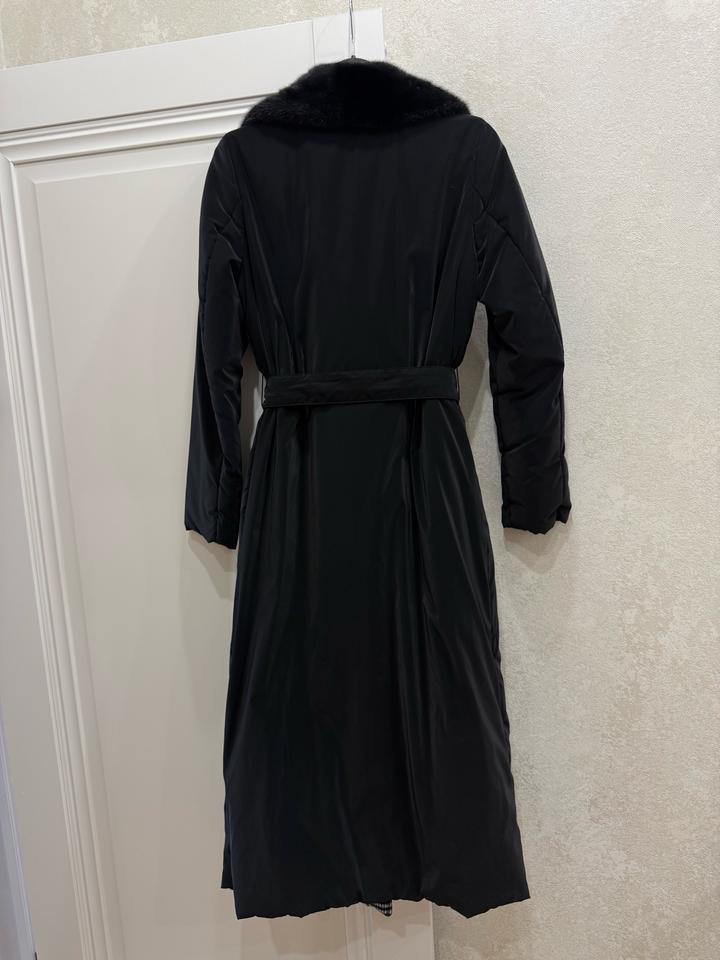 Лёгкая зимняя куртка с натуральным норковым воротником