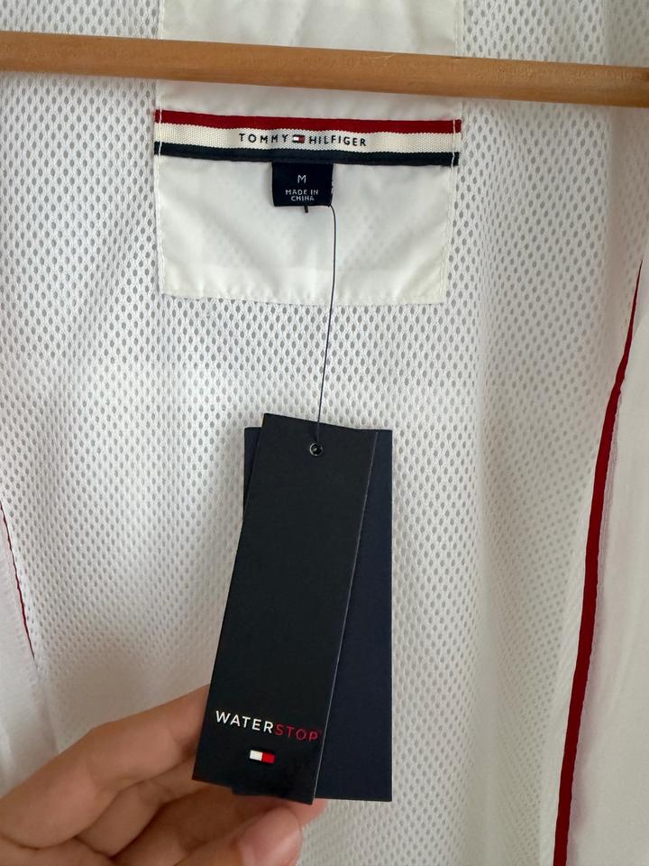 Спортивная куртка Tommy Hilfiger