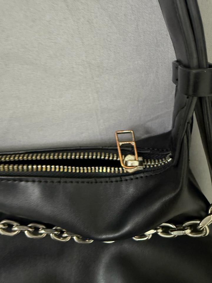 сумочка в хорошем состоянии