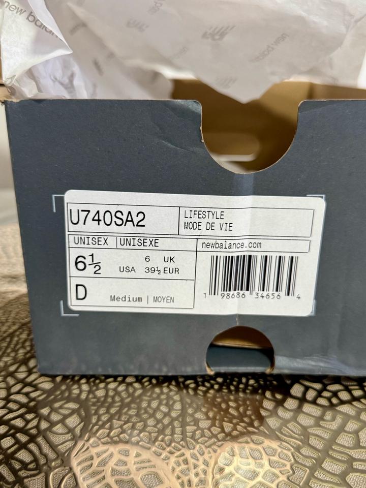 New balance 740