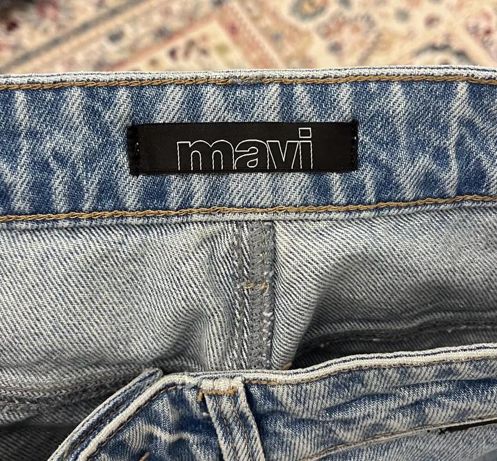 Джинсы Mavi