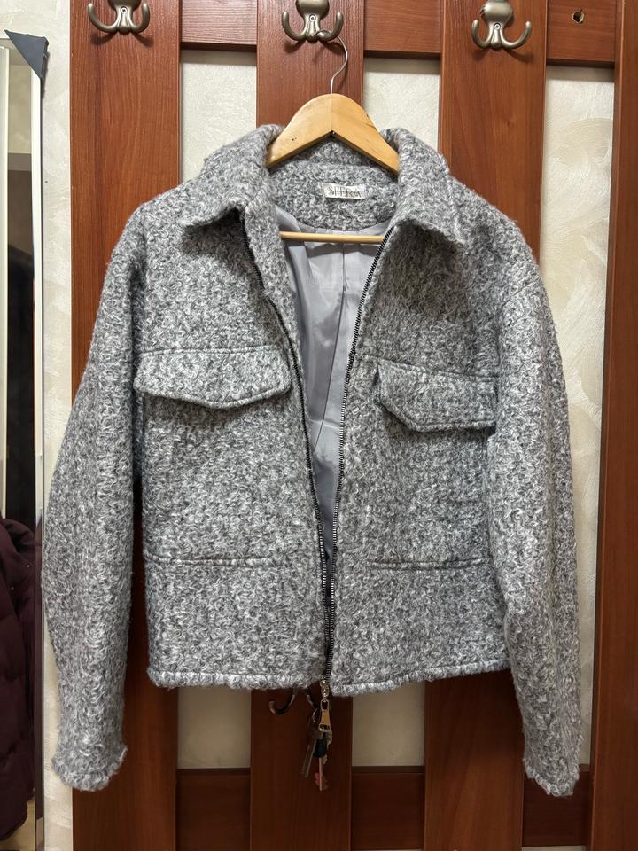 Укороченное пальто