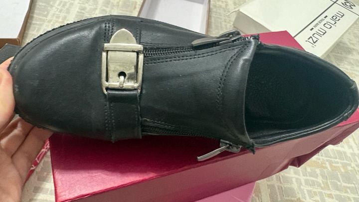 В очень хорошем состоянии ботинки на девочку размер 34/35