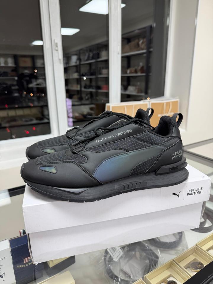 Мужские кроссовки