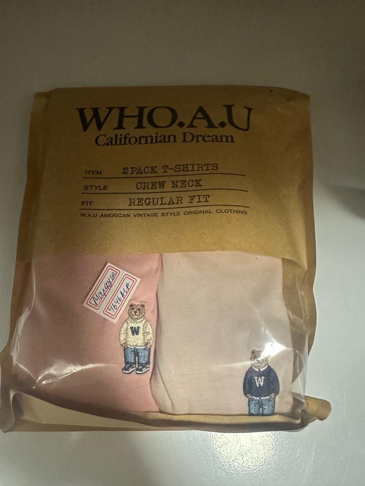 Футболка от бренда who a u