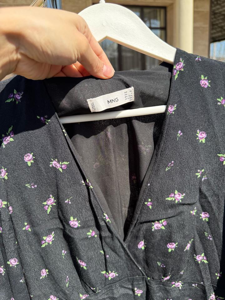 Платье Манго