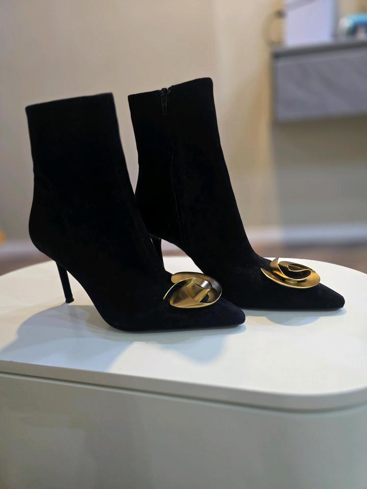 Ботильоны ZARA из натуральной замши