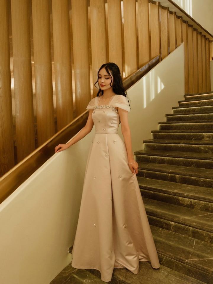 Платье ручной работы