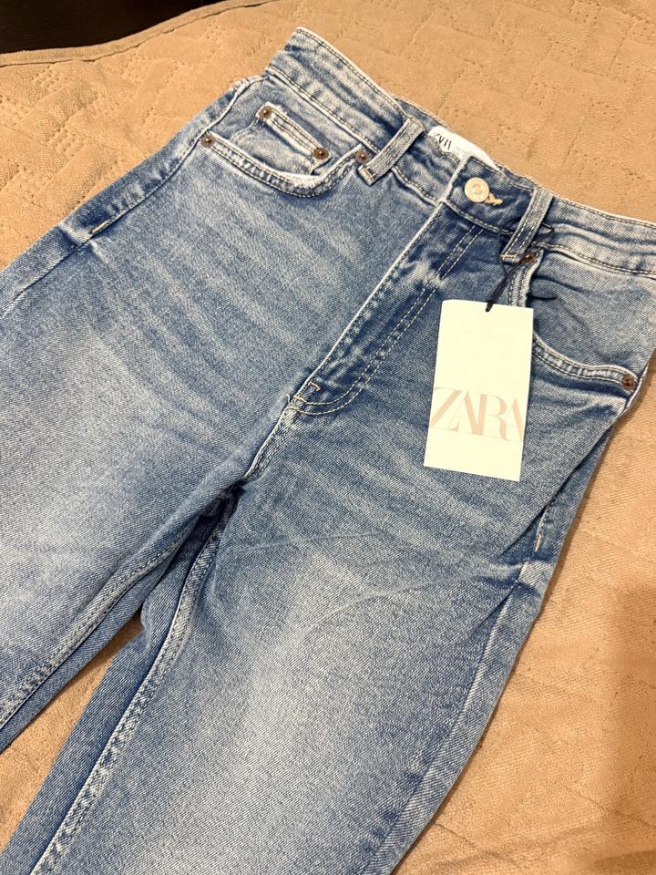 Джинсы ZARA