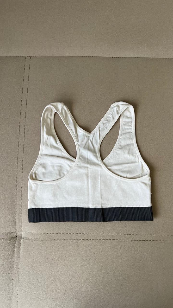 Топ Calvin Klein