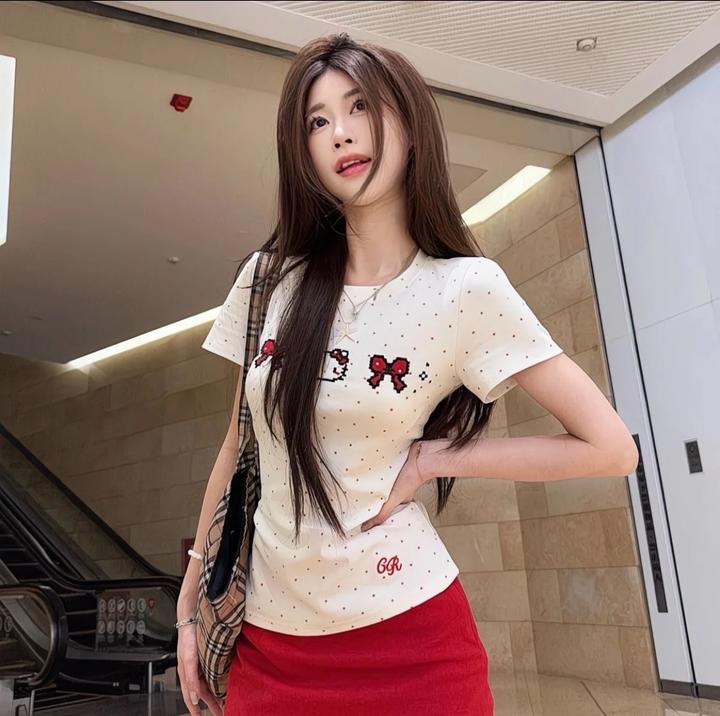 Футболка Hello Kitty