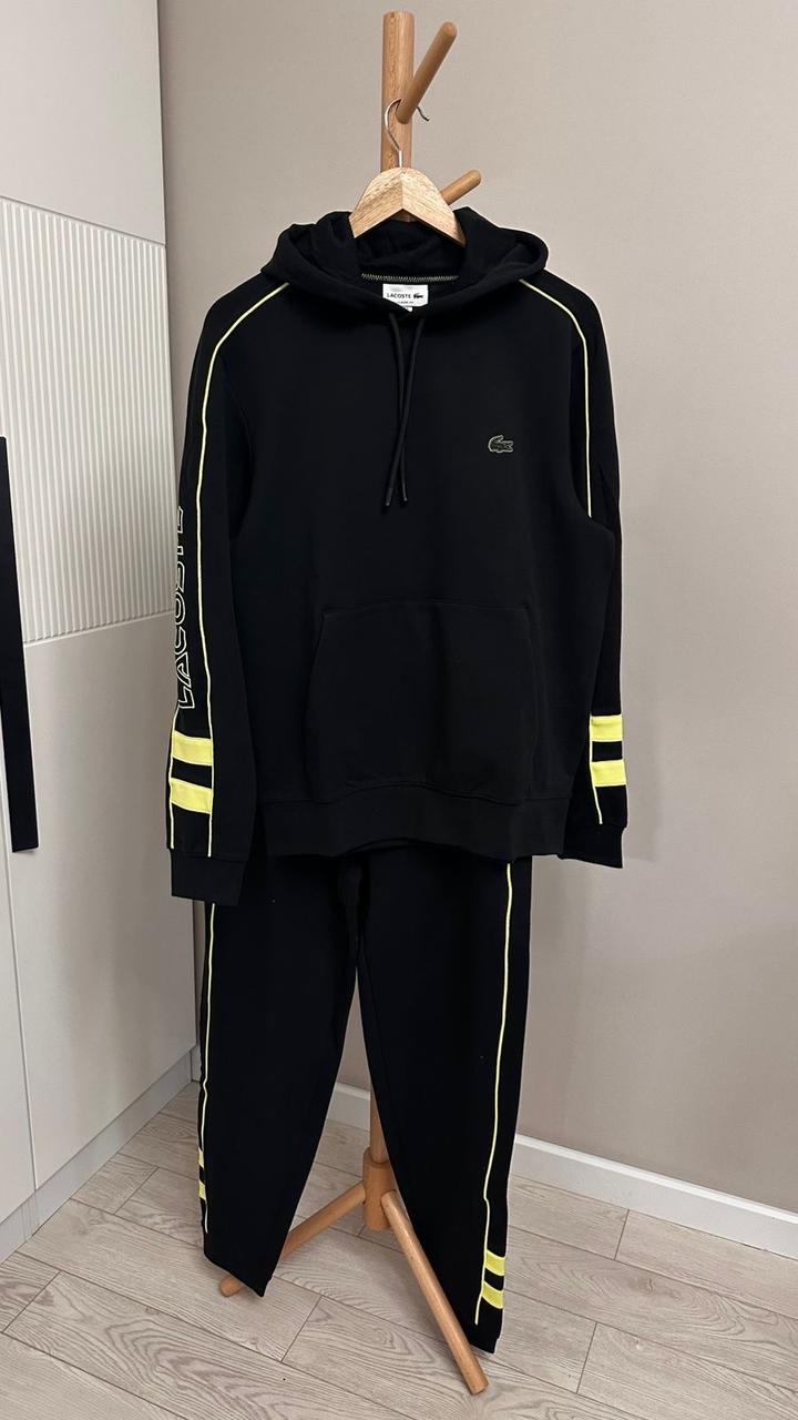 Спортивный костюм Lacoste