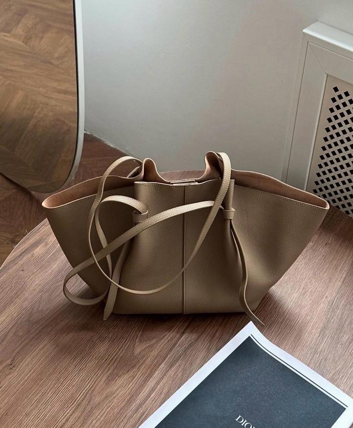 Сумка из натуральной зернистой кожи