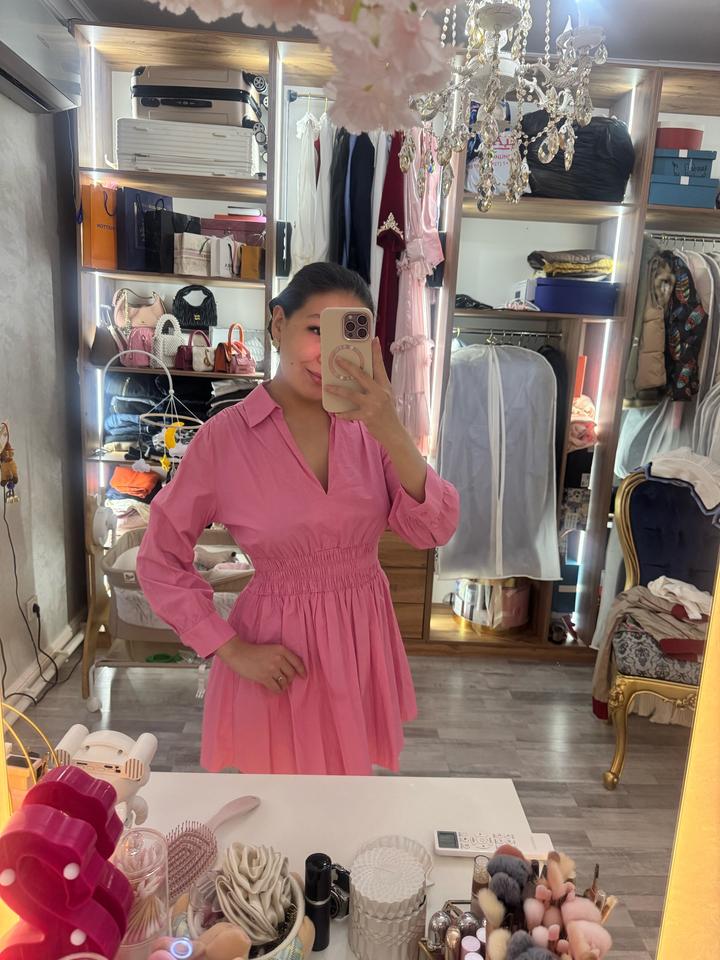 Короткое розовой платье Zara