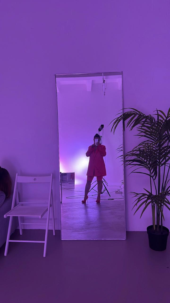 Платье-пиджак+туфли.