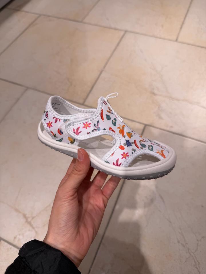 Детские сандали