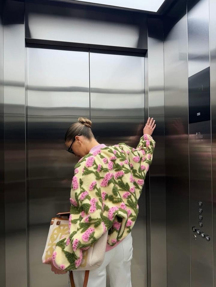 Новый цветочный бомбер на весну