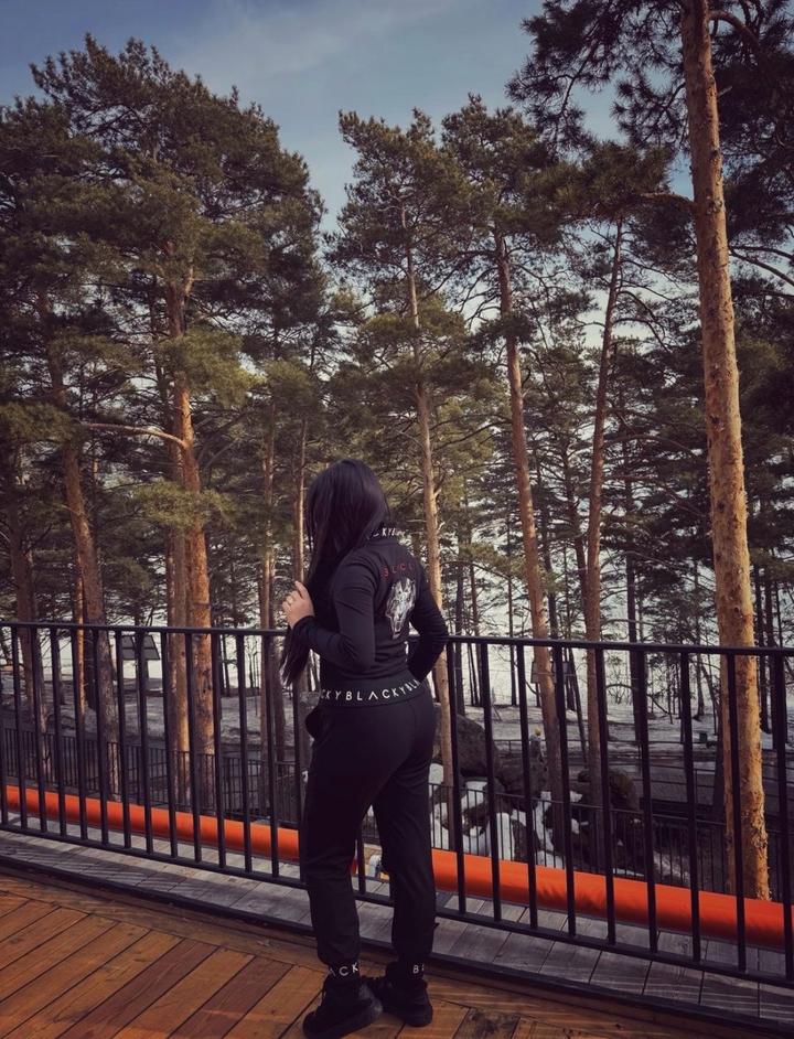 спортивка от бренда Blacky brand