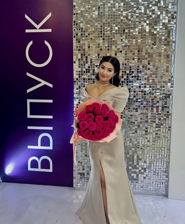 Вечернее платье