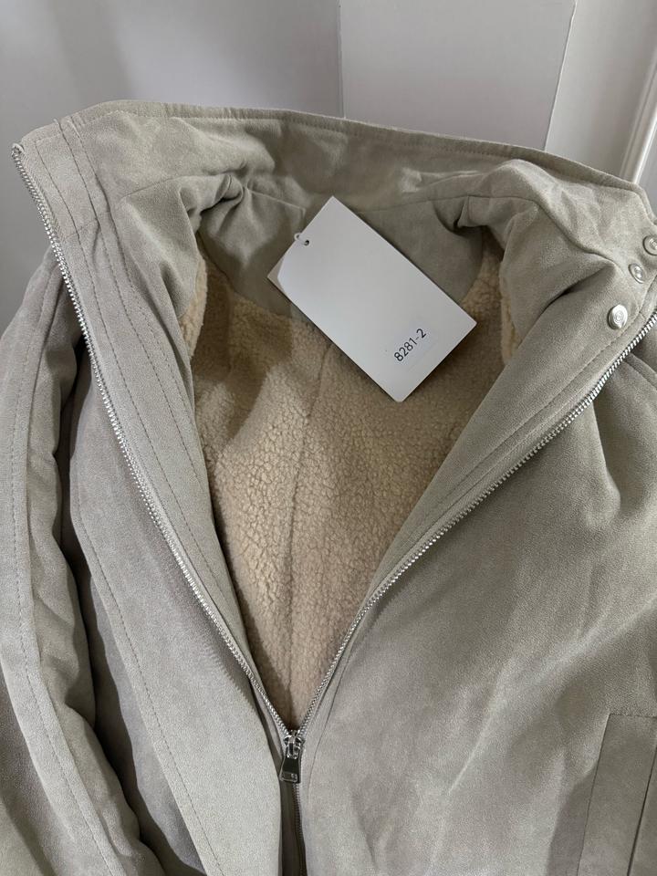 Куртка укороченая