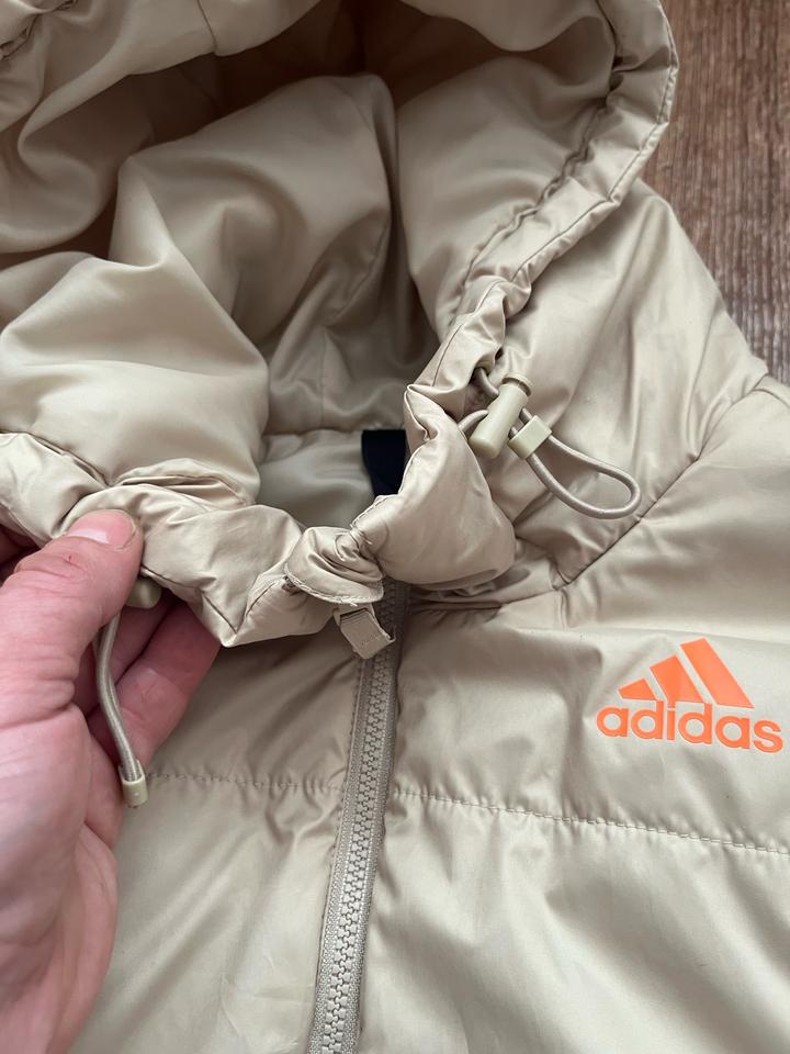 Adidas куртка оригинал демисезон S