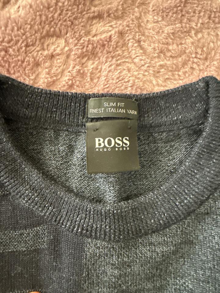 Свитер Boss