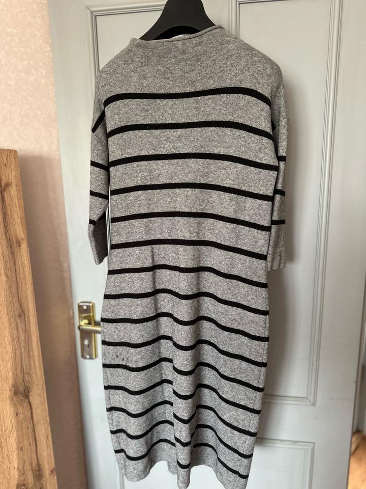 Платье в полоску O'STIN