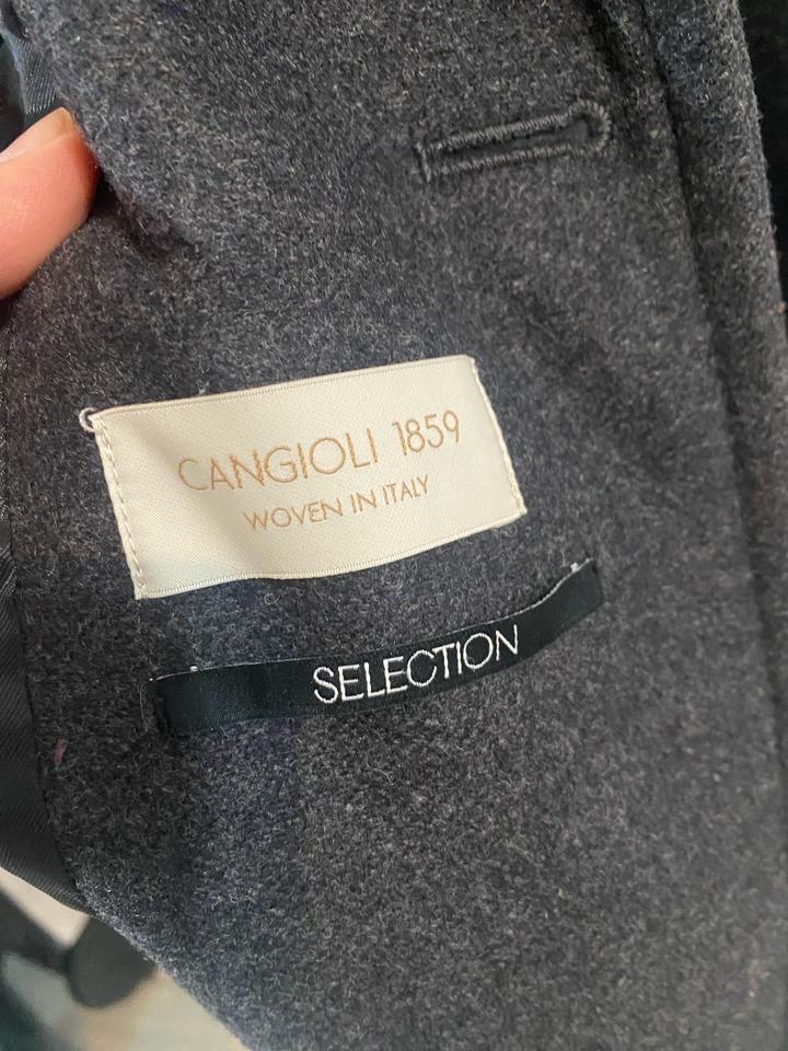 Демисезонное шерстяное пальто от Mango