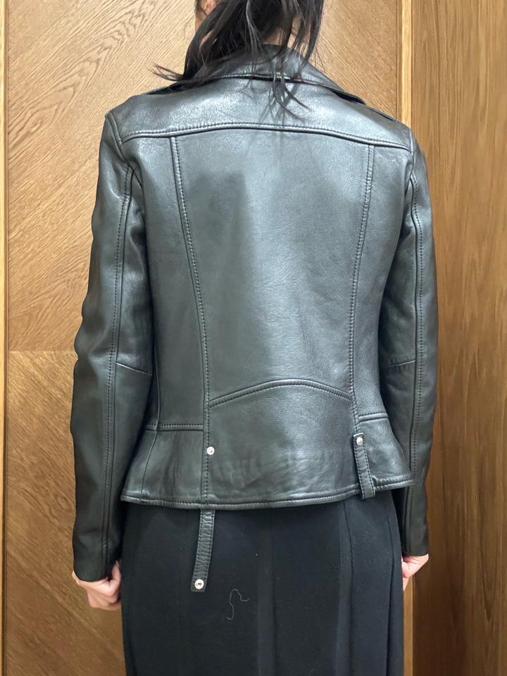 Кожаная куртка Massimo dutti