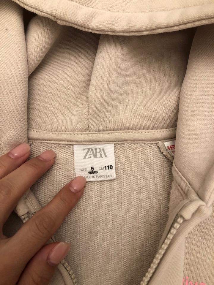 Спортивный костюм Zara бежевый 5 лет 110 см