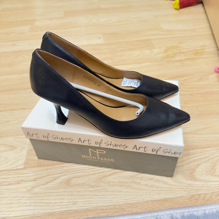 Черные туфли