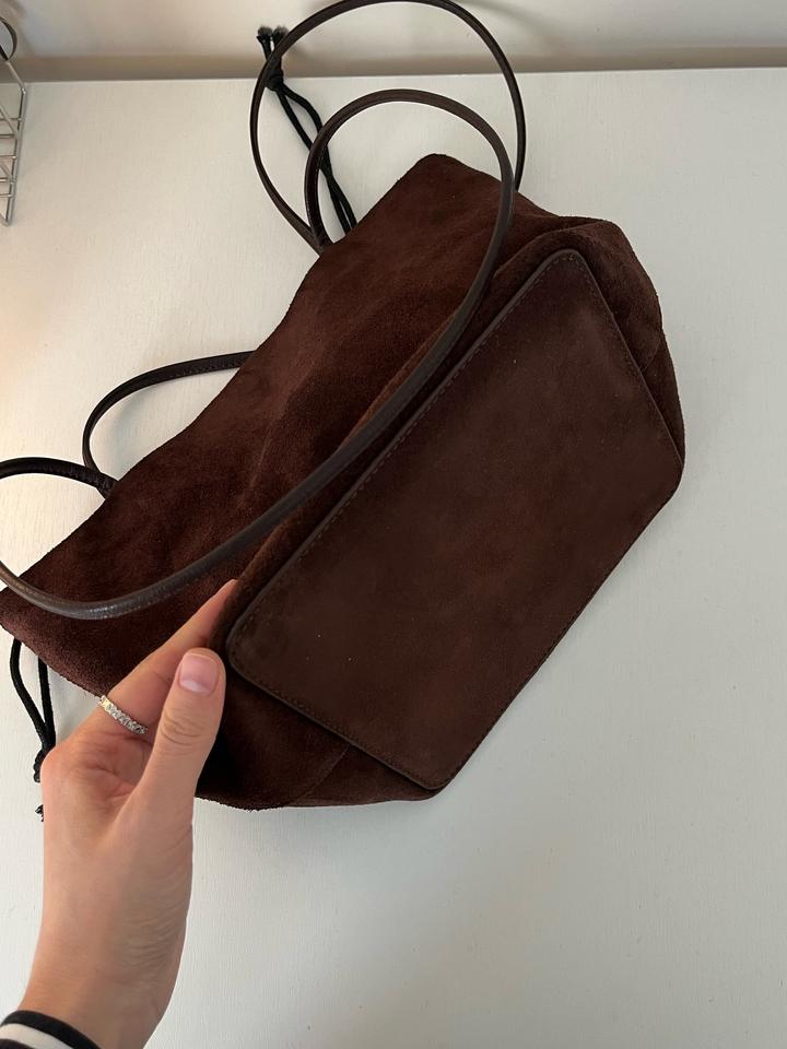 Коричневая замшевая сумка
