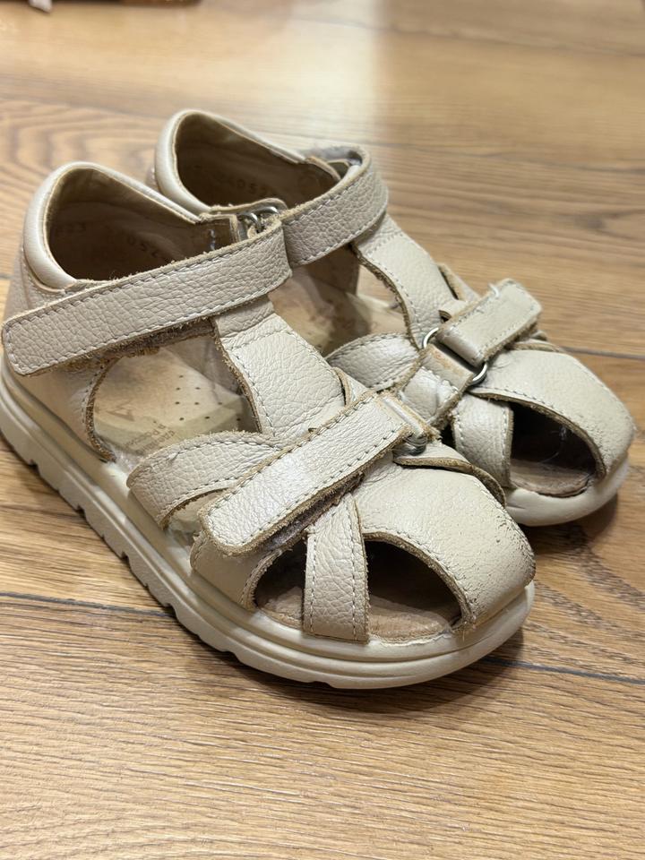 Сандали детские