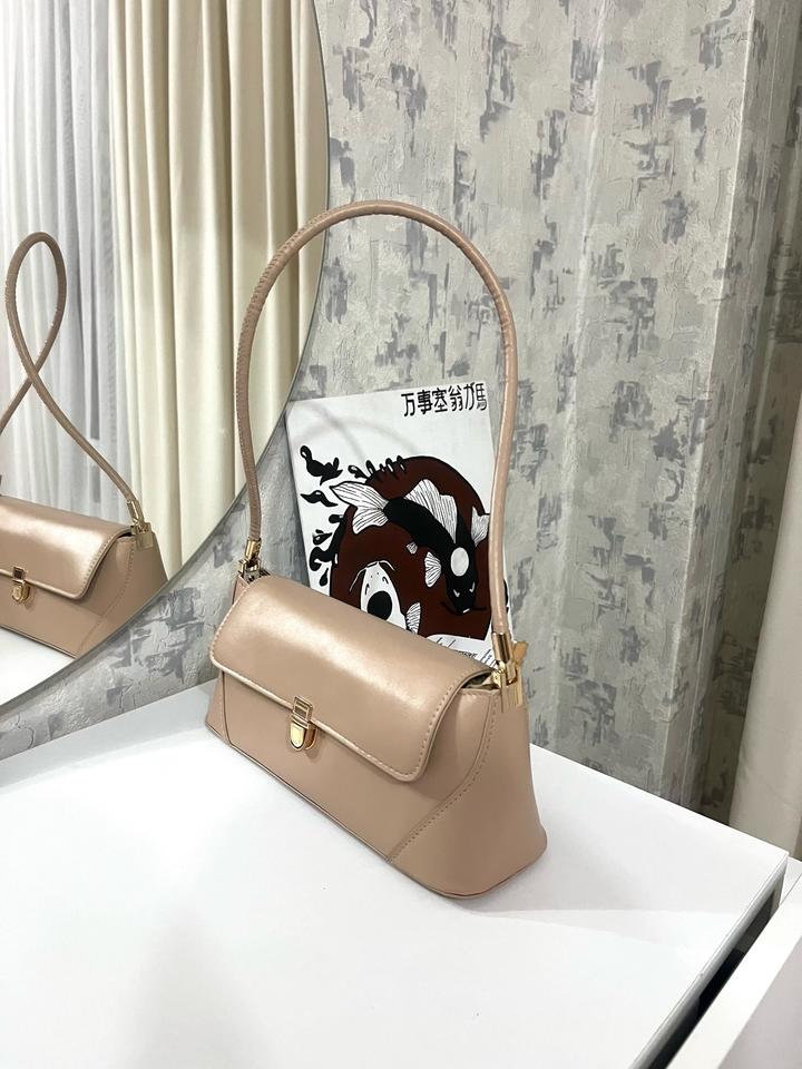 Сумка бежовая