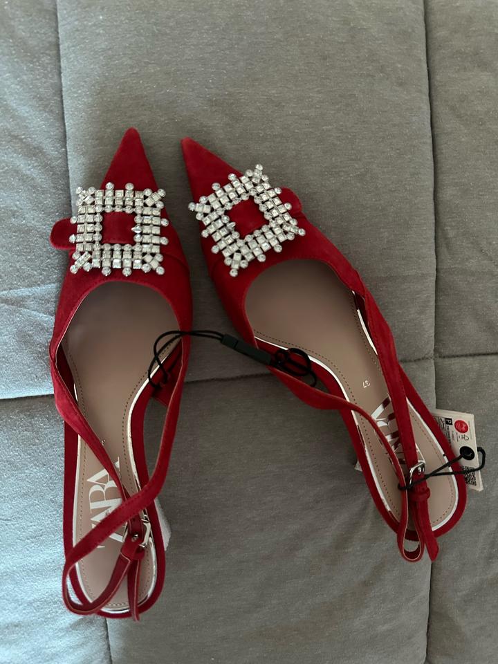 Босоножки Zara новые 37 рр